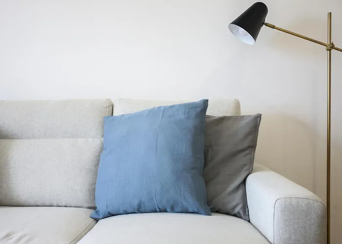 Blue By The River Apartment